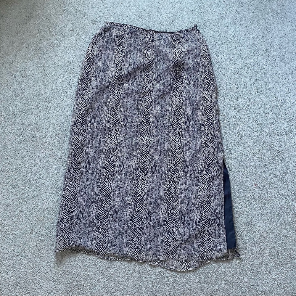 Chic Snake Print Midi Skirt